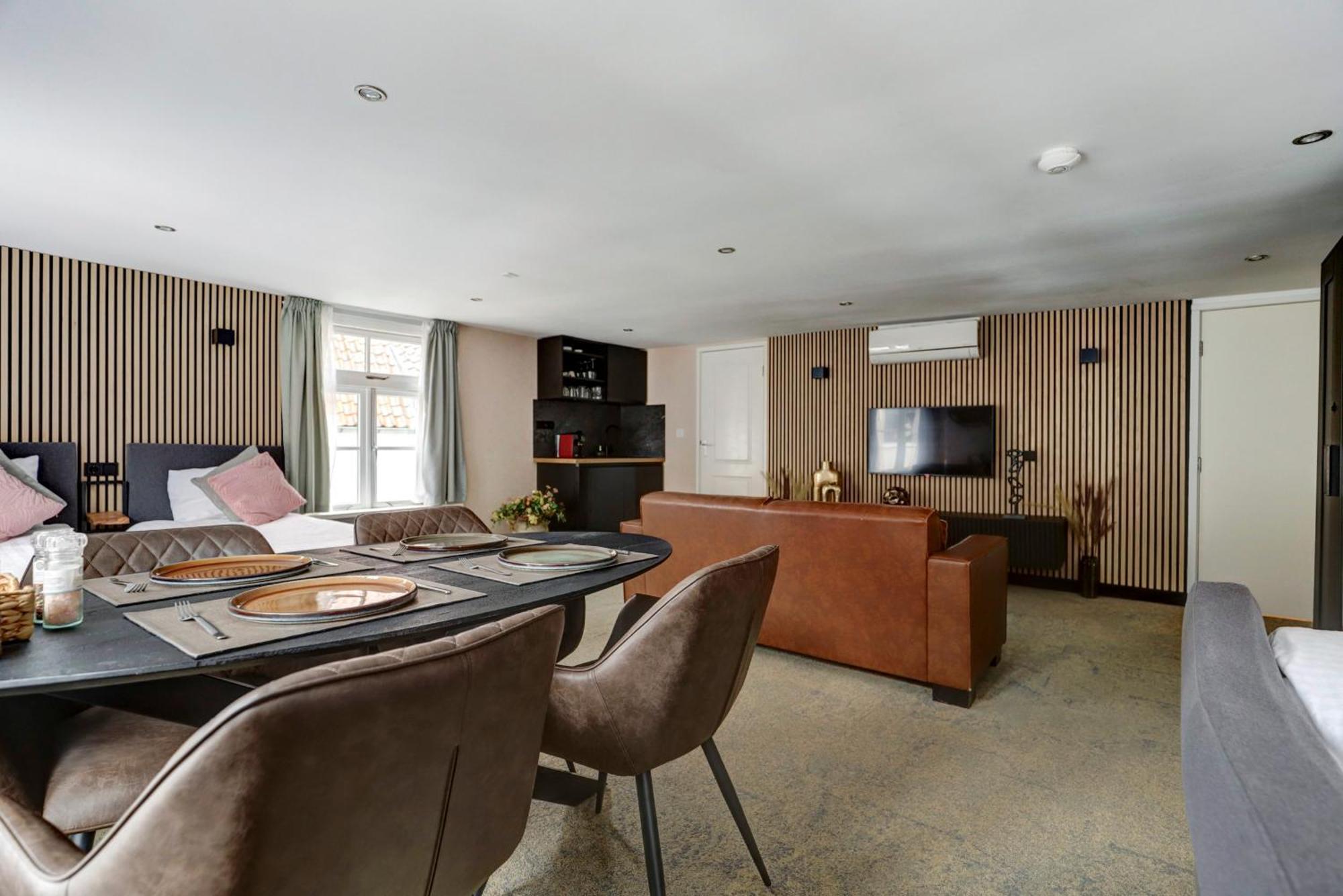 Hotel Buren Buren  외부 사진