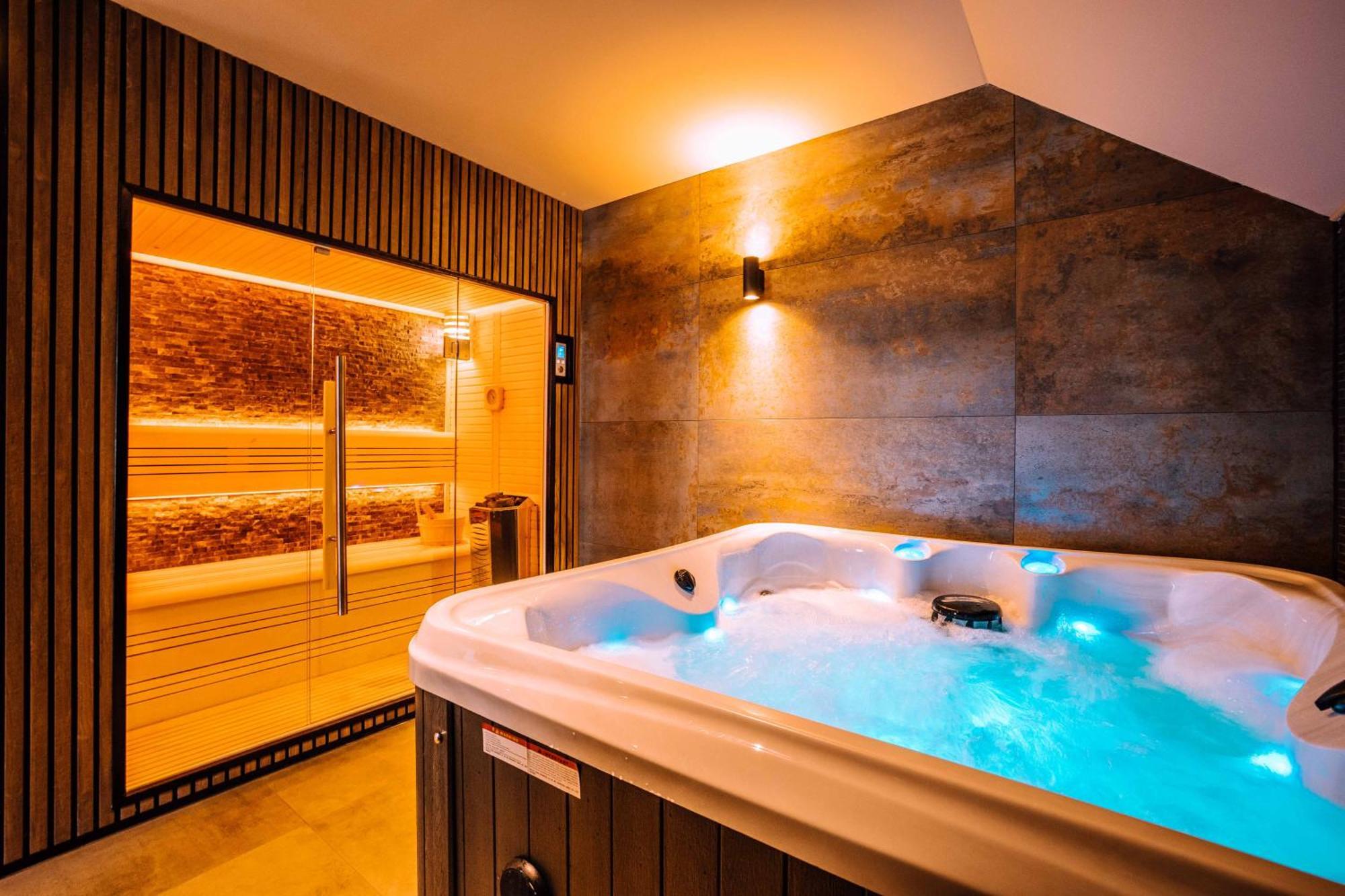 Hotel Buren Buren  외부 사진